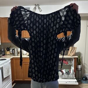 Old Navy Black and White Leaf Print Blouse